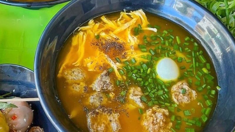 Bánh Canh Hà Lan Có Màu Vàng Óng Ánh, Hương Vị Thơm Ngon